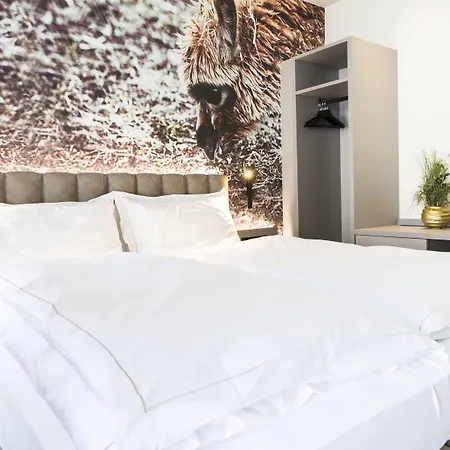 Adaastra Boutique Brig